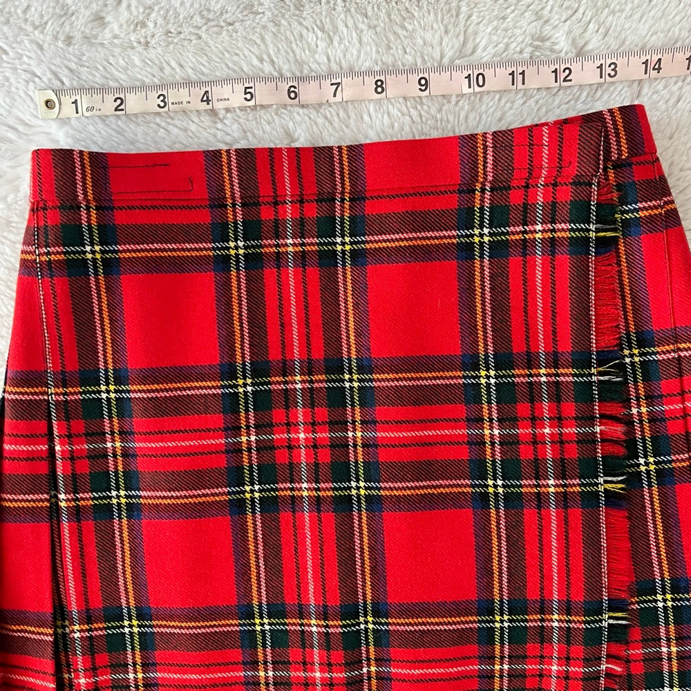 Women's Scottish Clanwear Red Black Plaid Pleated Wool Skirt Size 12 - Picture 3 of 7